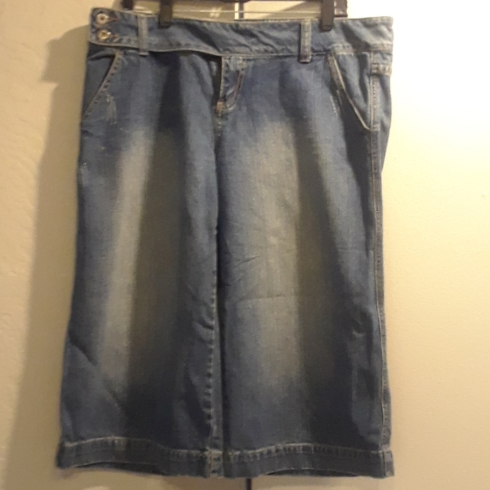 Guess   Gauchos